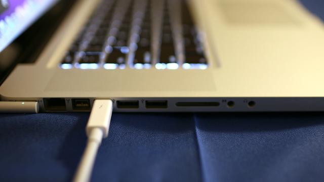 A New Flaw Means You Can’t Let Your Thunderbolt Laptop Out Of Your Sight