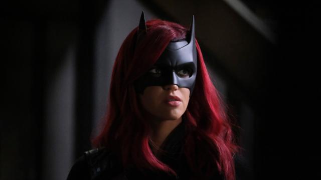 Batwoman Ripped Off The Bat-Bandage, For Better Or Worse