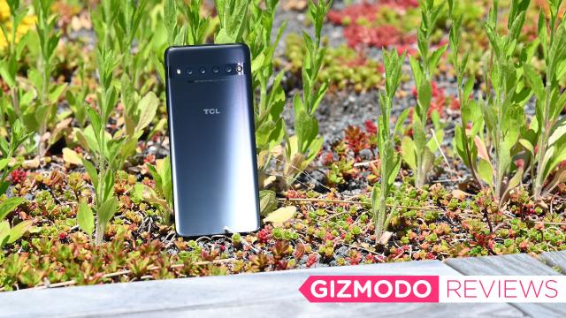 The $899 TCL 10 Pro Is the Most Overlooked Deal in Phones