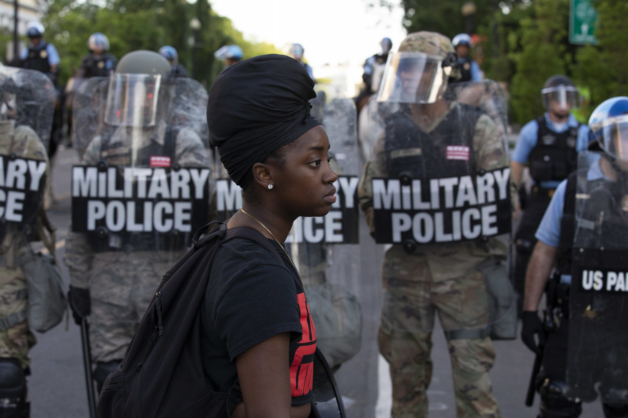 Military police form a riot line in coordination outside the White House on June 1, 2020. (Photo: Jose Luis Magana, Getty Images)