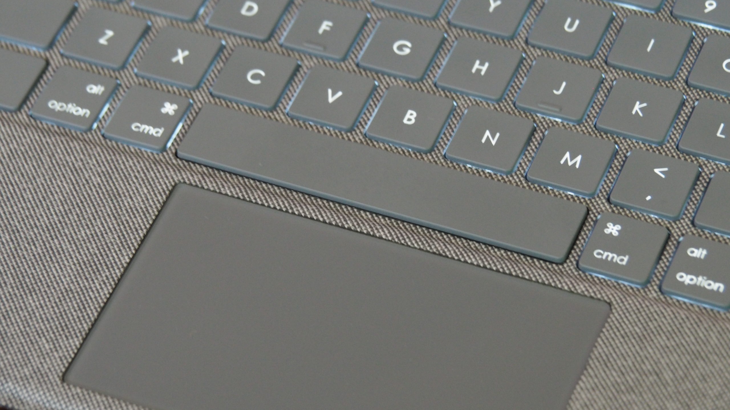 Typing on this keyboard is a dream, but the fabric starts to feel unpleasant after a while. (Photo: Caitlin McGarry, Gizmodo)