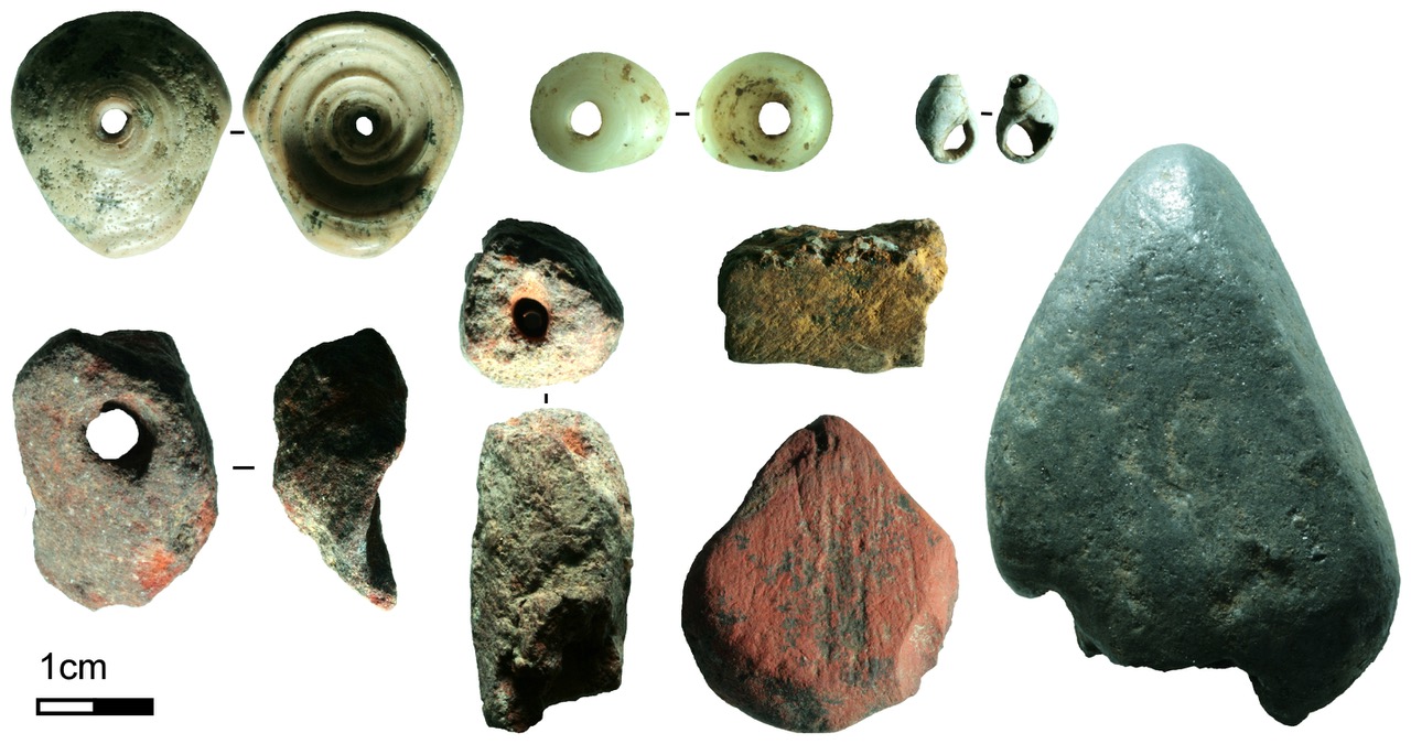 Various beads found at Fa-Hien Lena. (Image: Langley et al., 2020)