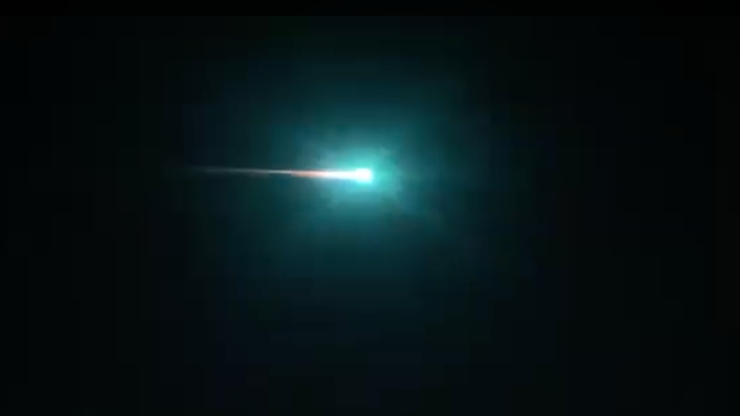 The greenish-blue fireball, as seen during the early hours of June 15 in Australia.  (Image: Shaz Hussien/Facebook)