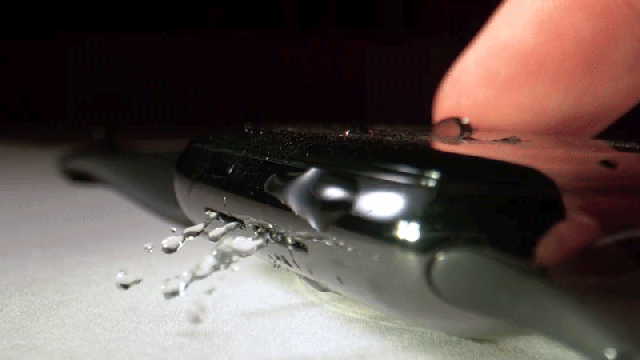 Slow-Mo Footage of the Apple Watch Puking Up Water Is Somehow a Beautiful Thing