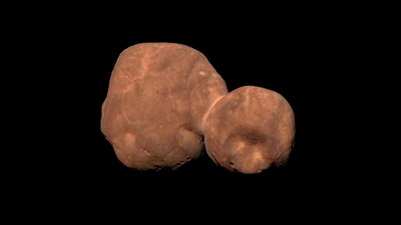 A composite colorized view of Arrokoth. (Image: NASA/New Horizons)