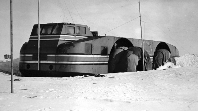 The Antarctic Snow Cruiser Was A Building-Sized Car Doomed For Failure