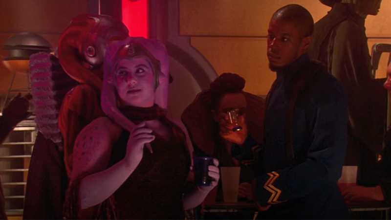 Med-Beq checks out a passing Anakin Skywalker in Attack of the Clones. (Screenshot: Lucasfilm)
