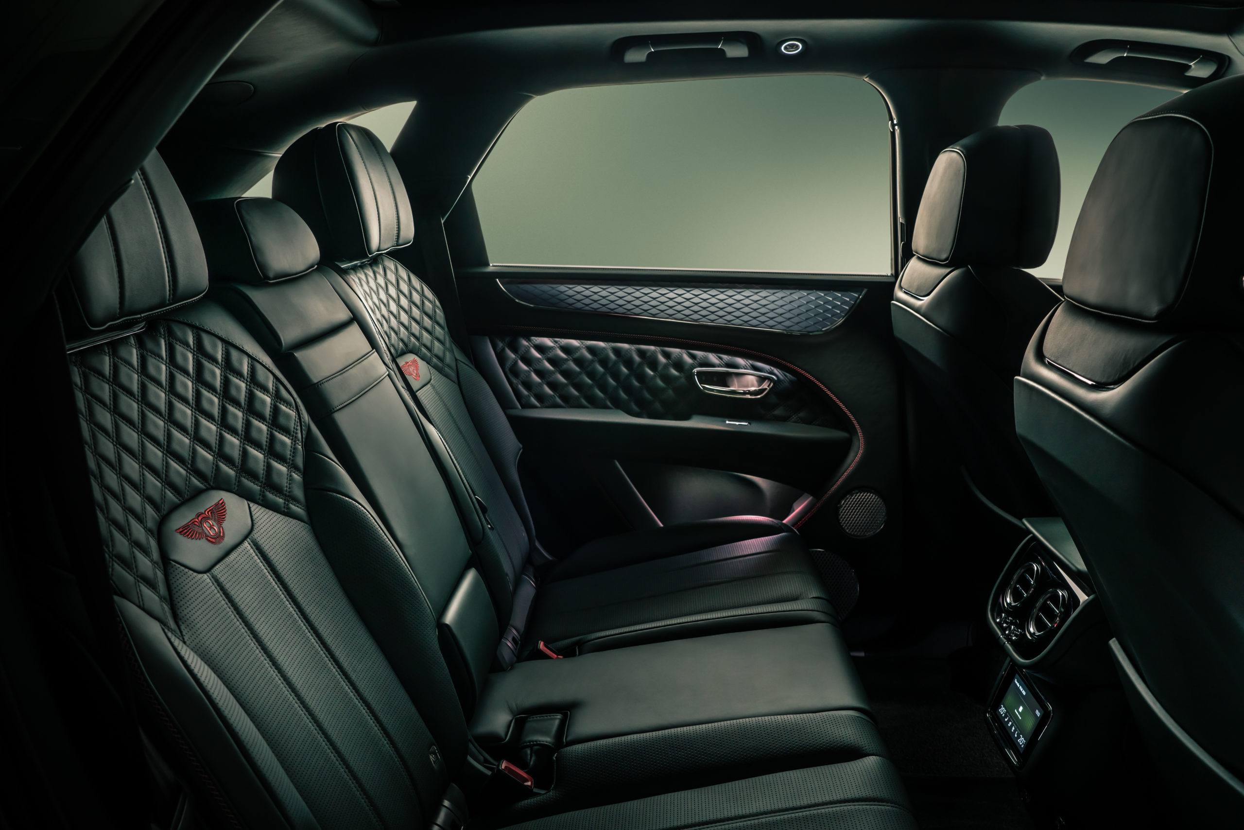 Bentley’s Green Interior Looks Like A Sexy Reptile Villain’s Lair And I Love It
