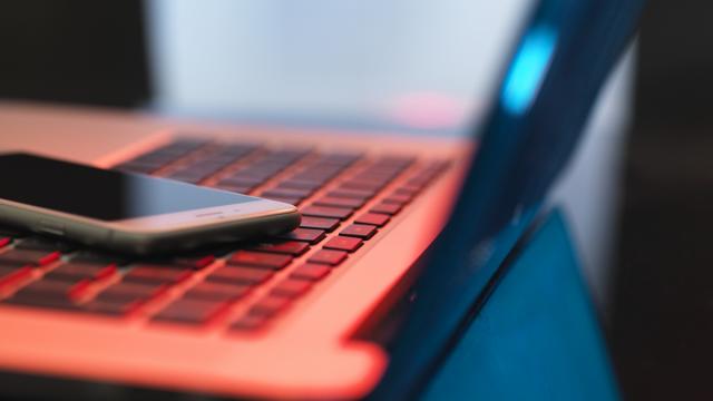 UK Police Crack Encrypted Messaging App, Arrest Over 700 Suspected Criminals