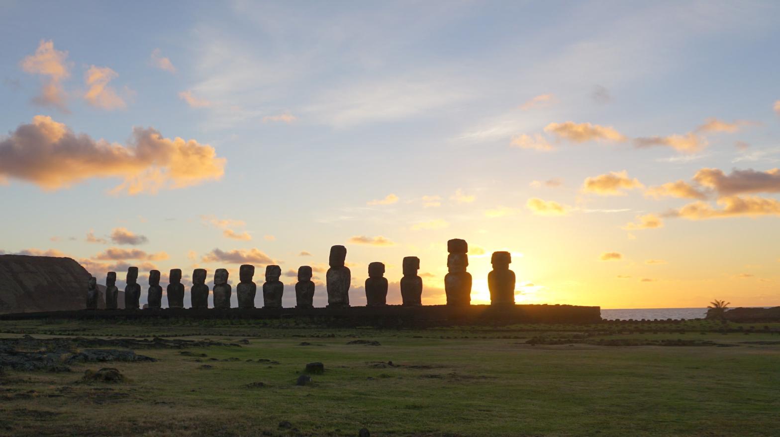 Sunrise at the Tongariki site on Easter Island. (Image: Andres Moreno-Estrada)