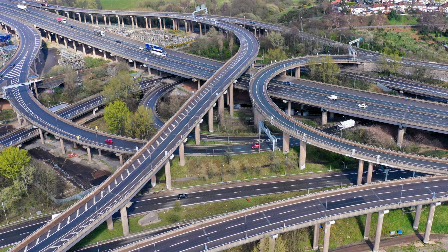 UK freeways crisscross over each other. (Photo: Christopher Furlong, Getty Images)