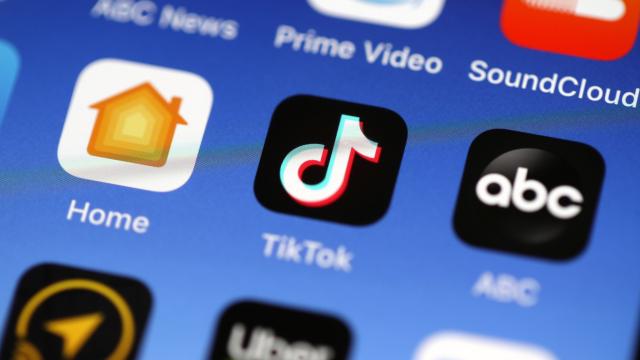 Wells Fargo Directs Employees to Delete TikTok, Citing Security Concerns