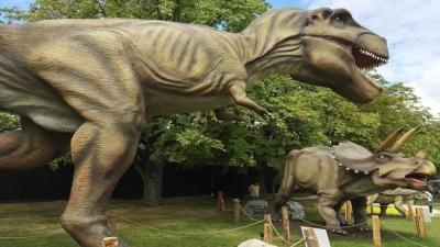 Time to Build Your Own Jurassic Park Because Someone Is Auctioning 50+ Life-Size Animatronic Dinos