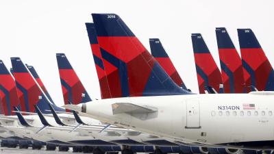 Thought You Could Easily Skirt Delta’s In-Flight Mask Policy? Yeah, Not Anymore