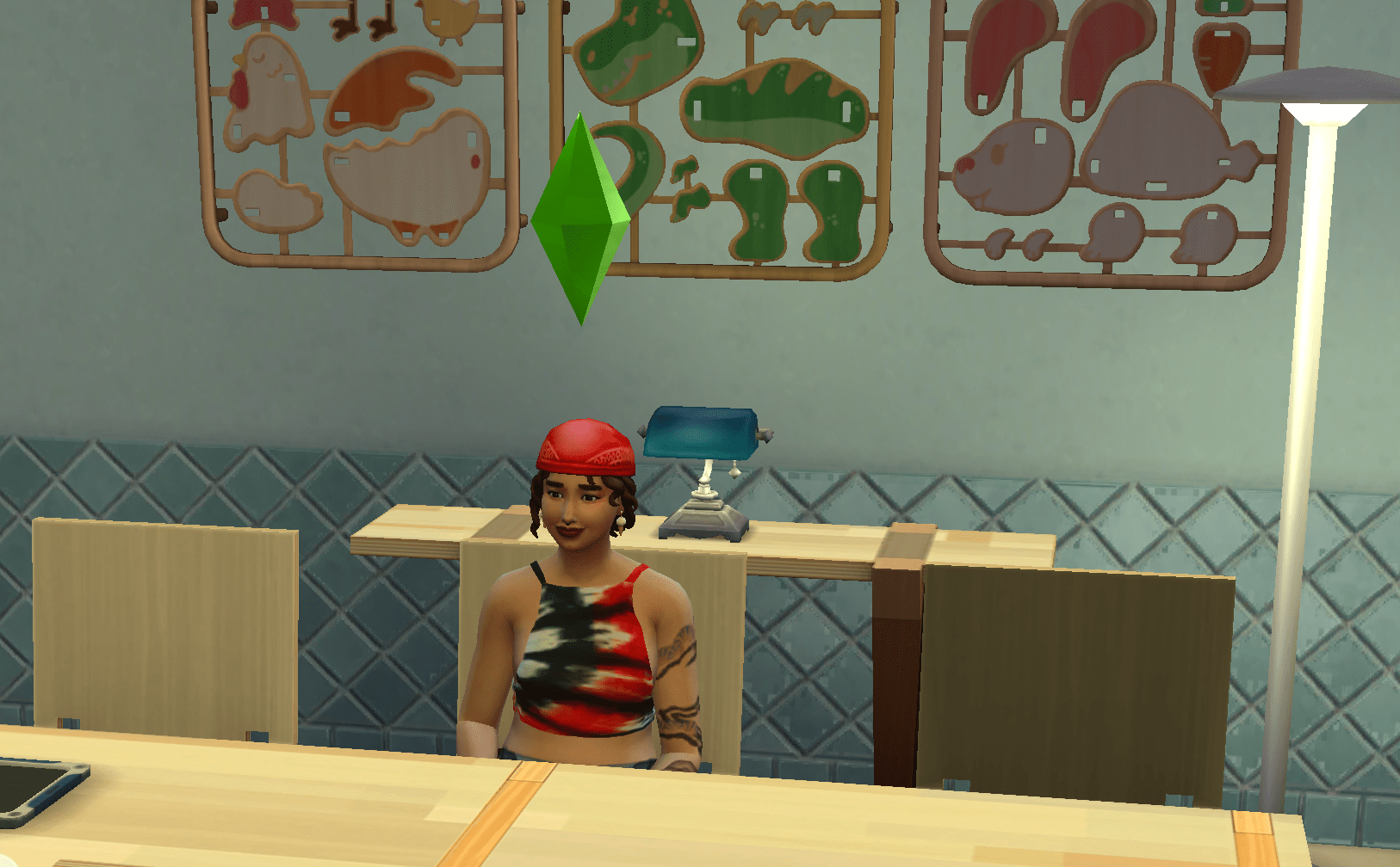 Look at all my furniture made out of recycled and ethically sourced wood. Elsie is pleased. Even the art is made out of natural wood. (Screenshot: The Sims 4)