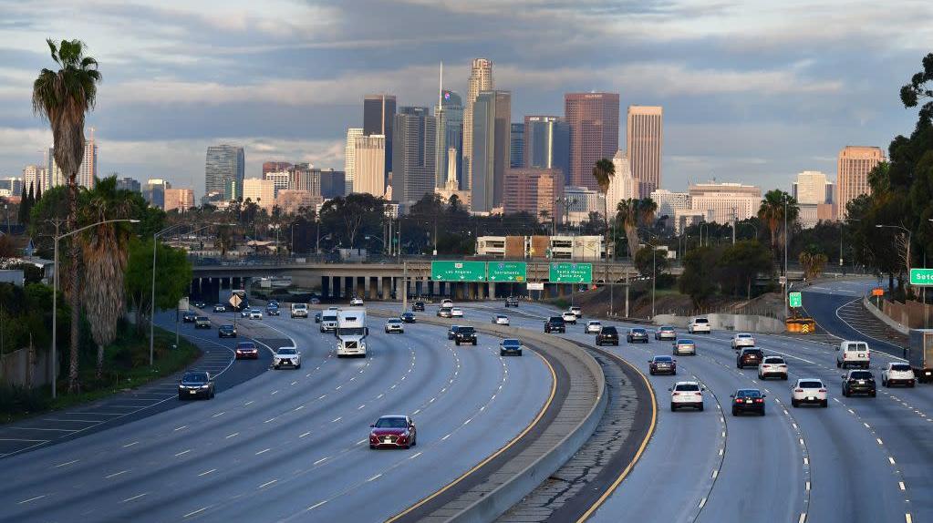 Early morning commuters make their way through light traffic conditions on March 20, 2020 in Los Angeles. (Photo: Frederic J. Brown/AFP, Getty Images)