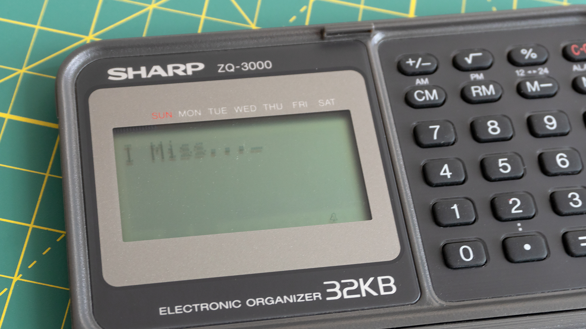 With screen resolutions measured in how many lines of text they could display at one time, electronic organisers seem impossibly outdated today. (Photo: Andrew Liszewski - Gizmodo)