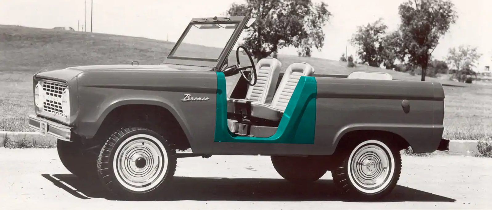 The 2021 Ford Bronco Should Totally Get Roadster Doors