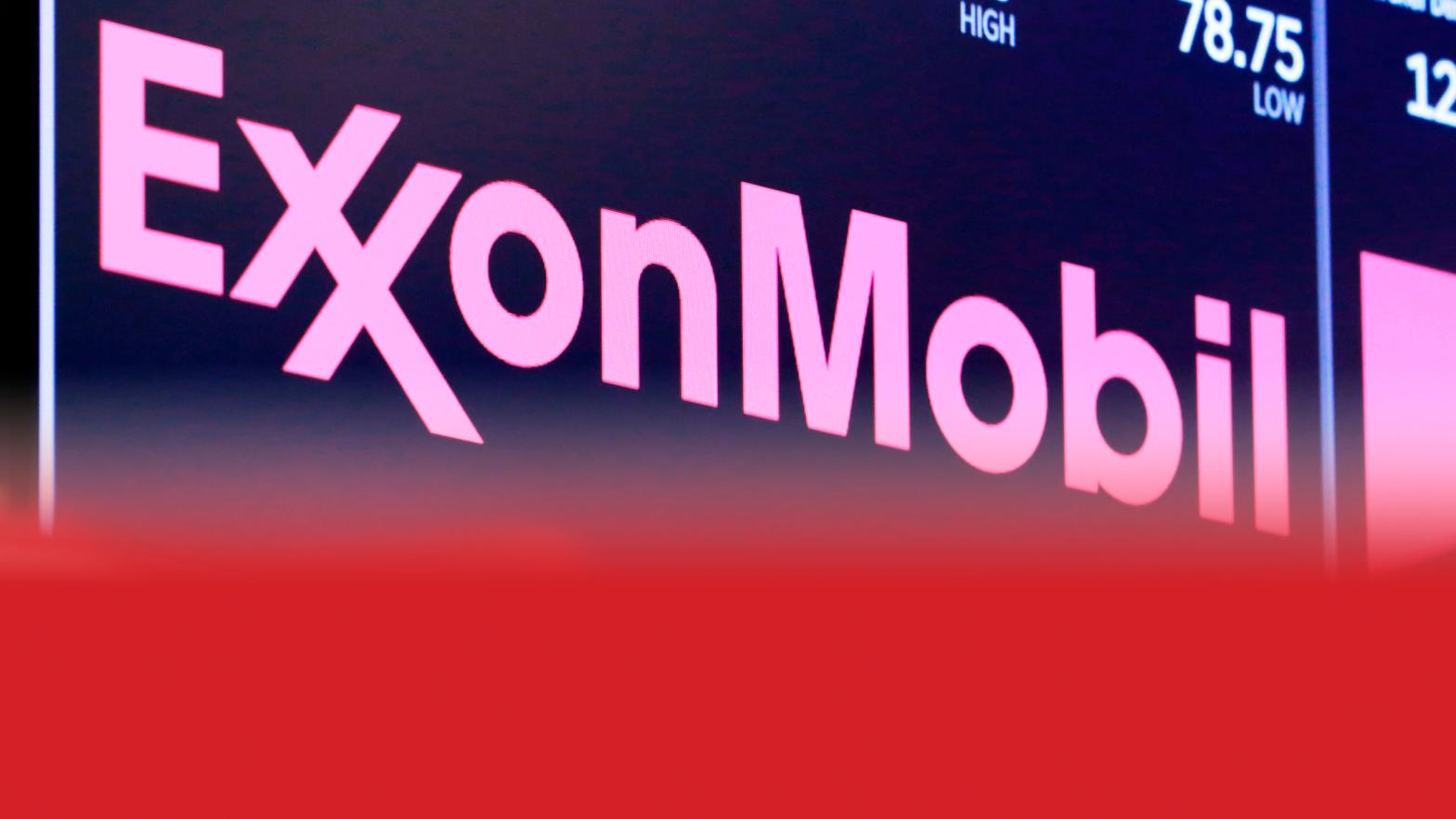 Red ink is rising for Exxon and other Big Oil players. (Photo: Richard Drew/Earther, AP)