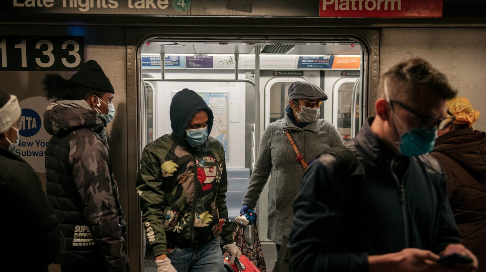 NYC commuters in April 2020. (Photo: Scott Heins, Getty Images)
