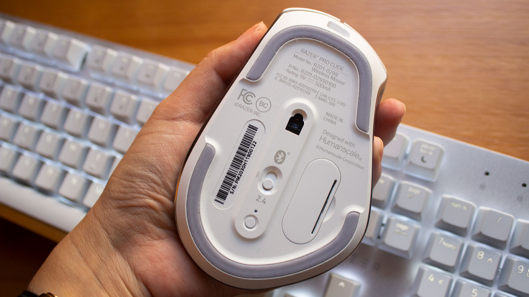 Neat lil storage for dongles.  (Photo: Victoria Song/Gizmodo)