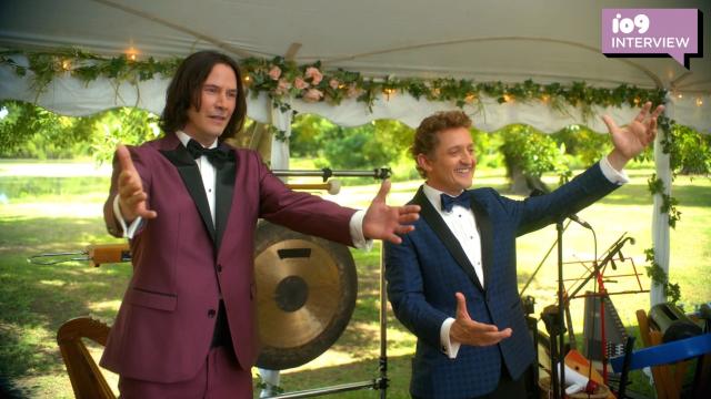 Bill & Ted’s Keanu Reeves and Alex Winter on Playing Their Iconic Characters as Middle-Aged Dudes
