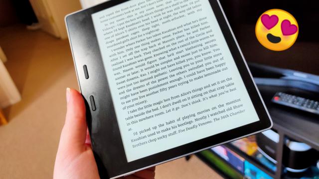 Every E-Reader Should Have Buttons