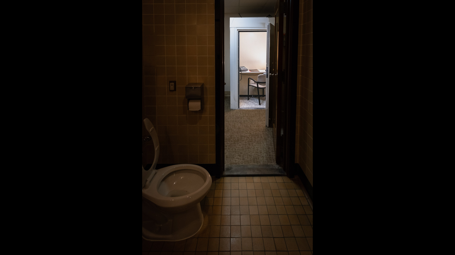 The two rooms where Pruitt spewed bullshit from his arse and mouth. (Photo: EPA via E&E News, Fair Use)