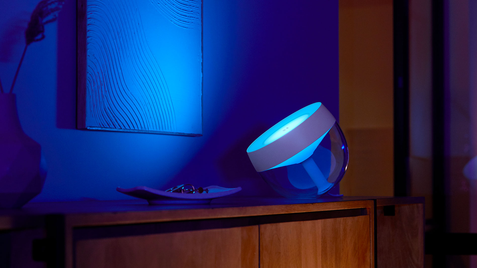 Here's an official shot of the new Hue Iris.  (Photo: Philips Hue)