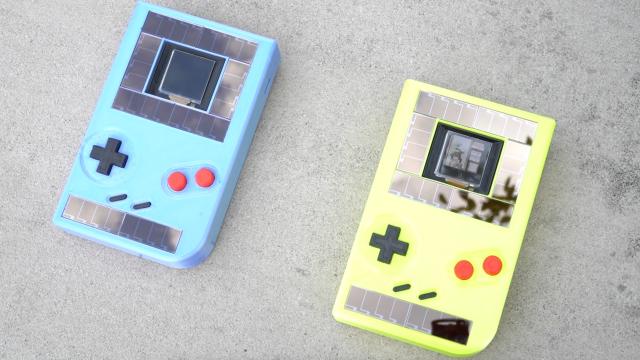 This Battery-Free Game Boy Is the First Step Toward Ensuring Gaming Doesn’t Wreck the Planet