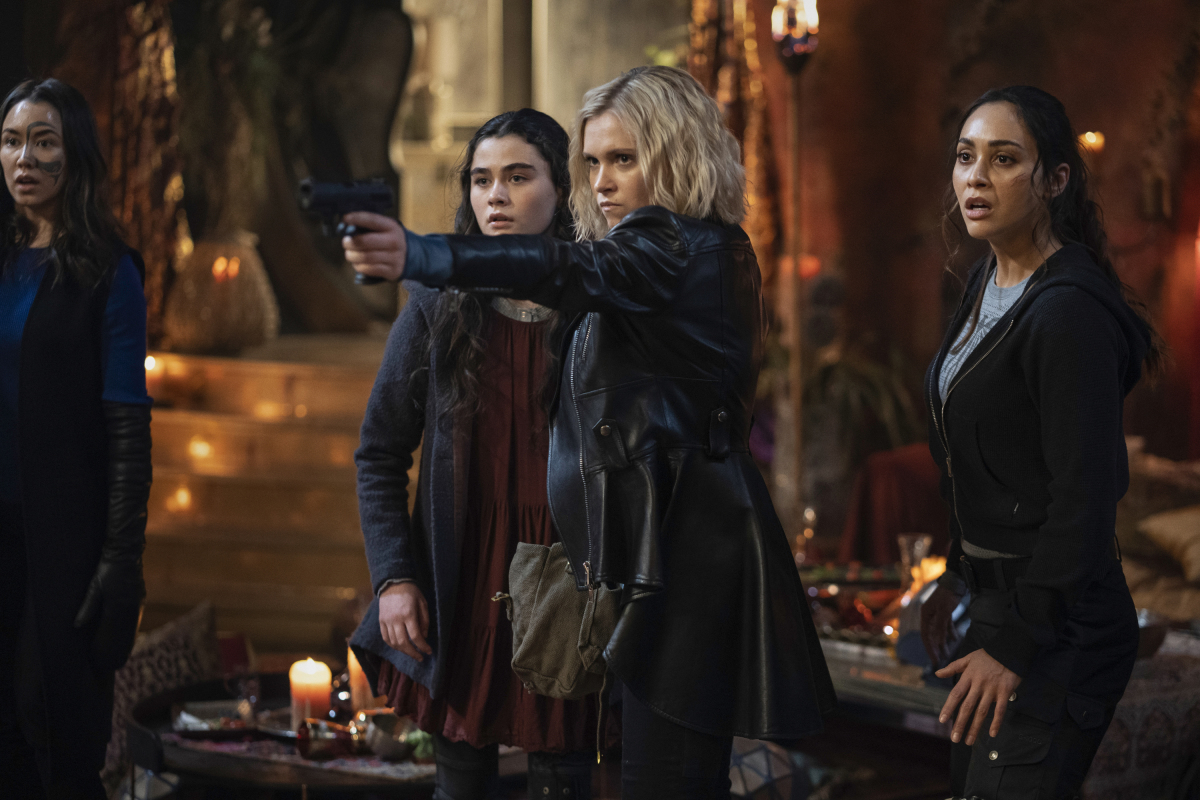 Like at this point do not give her anything sharp, or anything that can shoot things, or really anything at all. She will use it for MURDER. (Image: The CW)