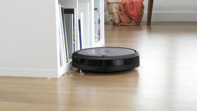 The Roomba i3+ Is a Self-Emptying Robovac That’s Practically Affordable