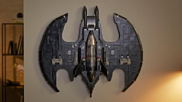 Lego’s New Batman 1989 Batwing Is a Work of Art You Can Actually Hang on Your Wall