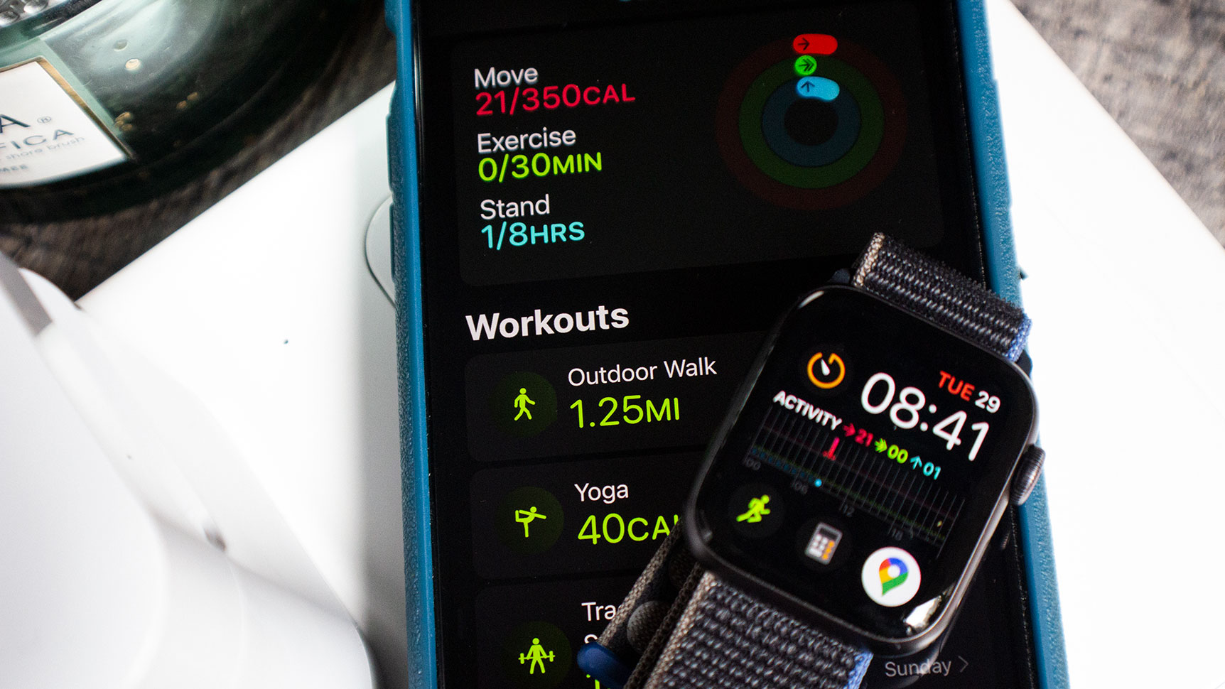 Still great at fitness tracking. (Photo: Victoria Song/Gizmodo)