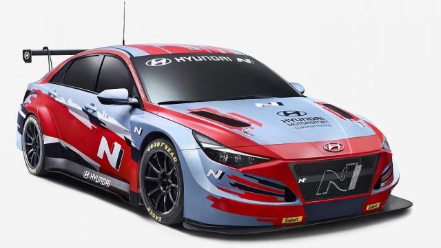 The Hyundai Elantra N Performance Sedan’s All-New 2.0-Litre Four-Cylinder Exhausts Loudly On Camera