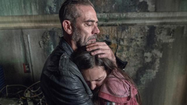 The Walking Dead Semi-Finale Threw Out the Old to Make Way for the New (Craziness)