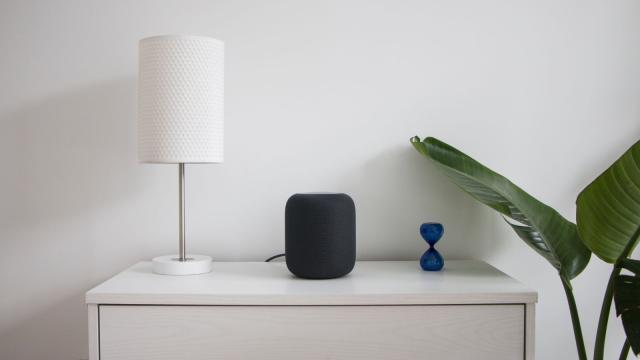 Siri Is What’s Really Holding the HomePod Back