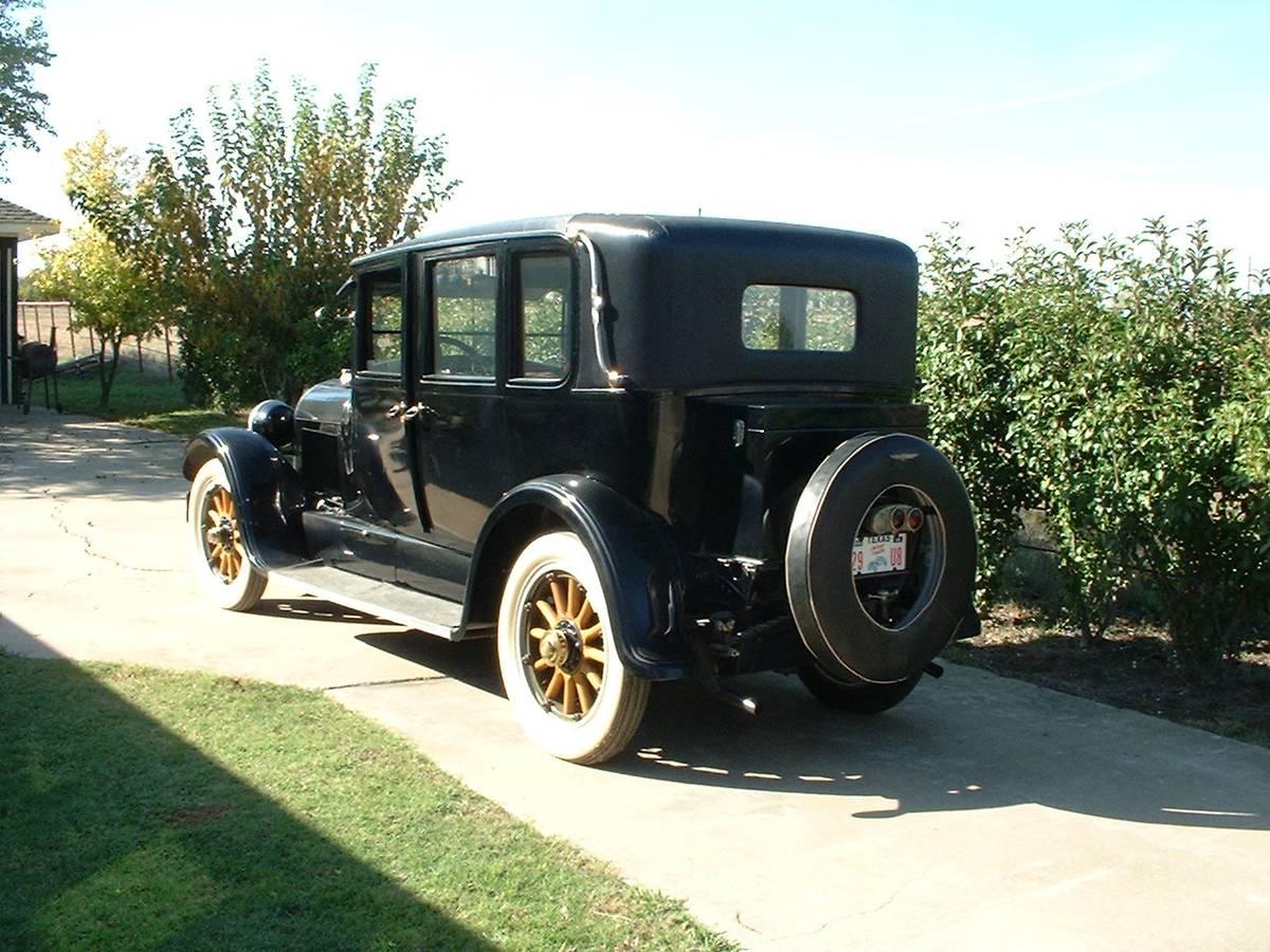 At $25,000, Would You Turn Back The Clock With This 1924 Cadillac V-63 Sedan?