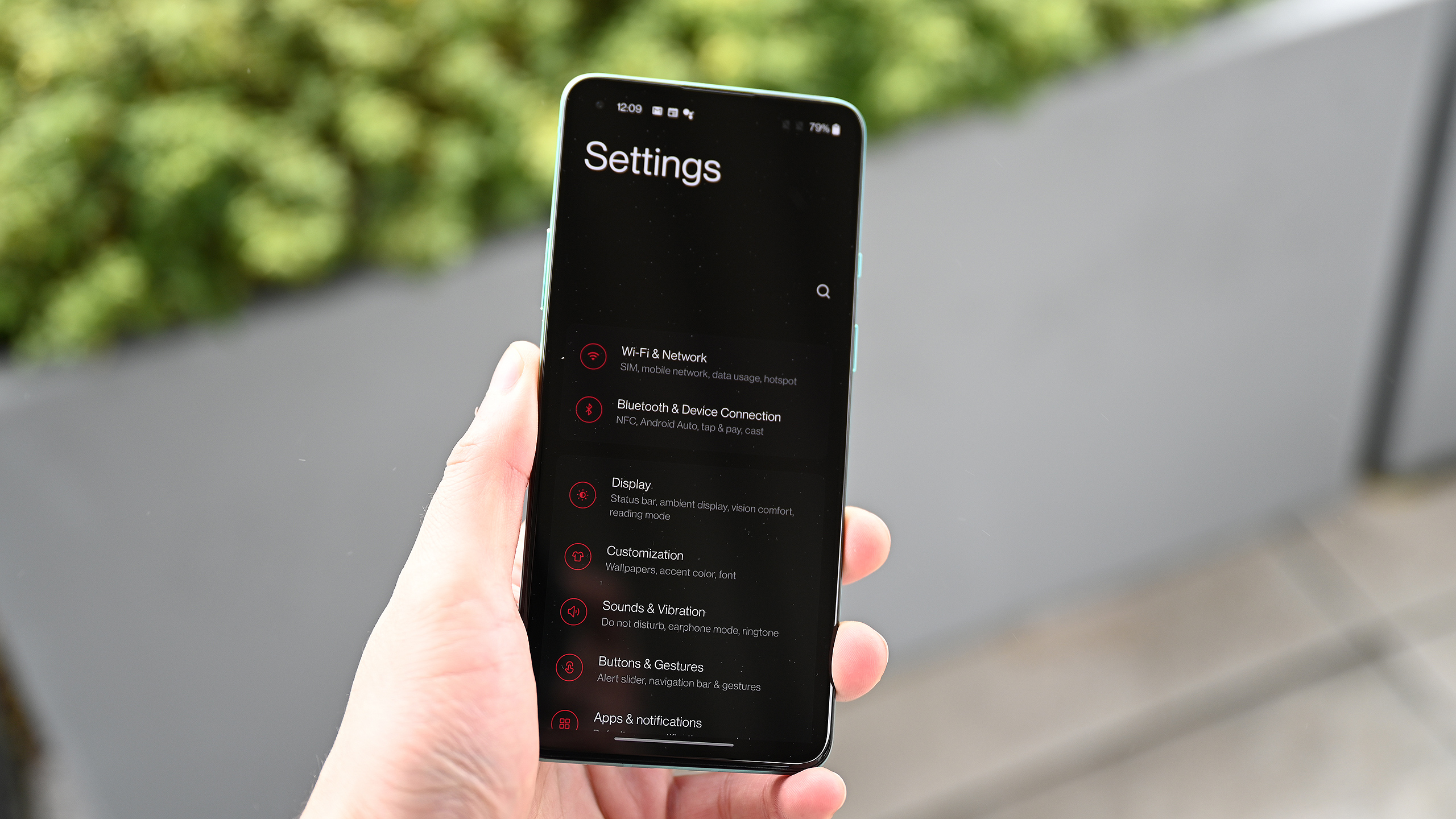 Oxygen OS' revamped UI now puts settings and options on the bottom two-thirds of the screen, which makes it much easier to navigate around the phone one-handed.  (Photo: Sam Rutherford)