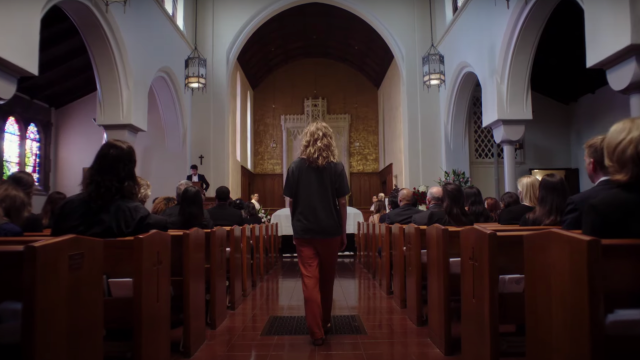In the Wander Darkly Trailer, Diego Luna and Sienna Miller Navigate Love in Limbo