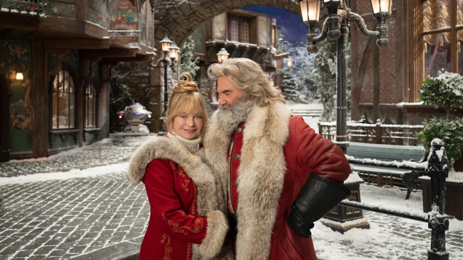 Goldie Hawn and Kurt Russell star in The Christmas Chronicles 2.  (Image: Netflix)