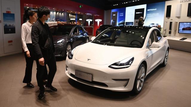 Tesla Says It’ll Spend Billions On Growth And Maybe Also Elon Musk