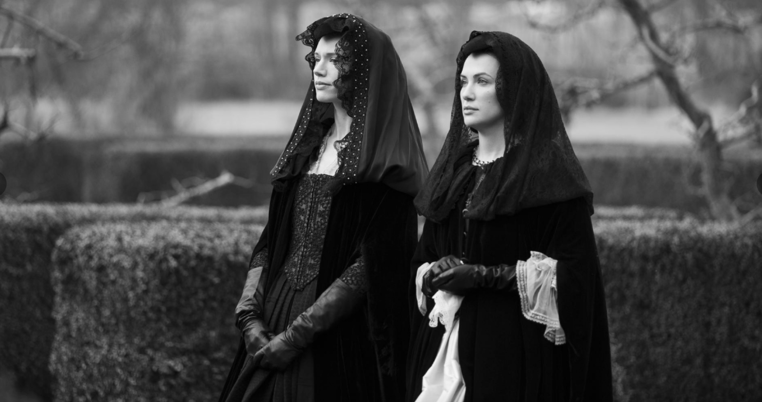 Sisters Perdita (Catherine Parker) and Viola (Kate Siegel) in The Haunting of Bly Manor's black-and-white eighth episode. (Photo: Eike Schroter/Netflix)