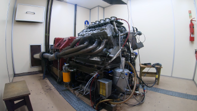 Dyno-Testing A Le Mans Racing V10 Engine Is Hardcore