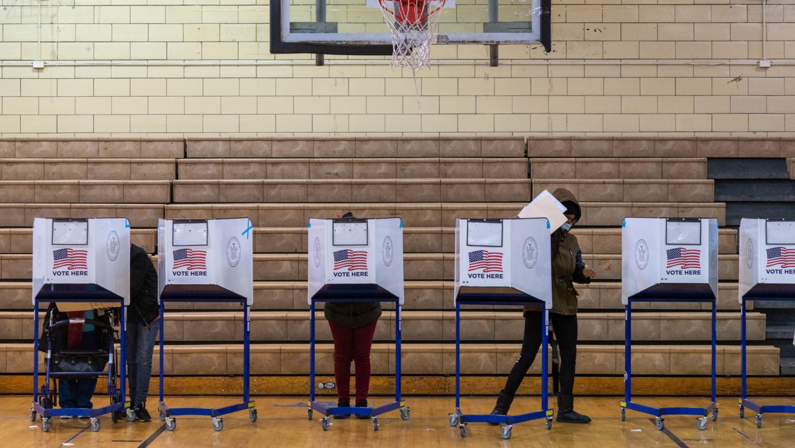 A voter fills out their ballot at Mitchel Community Centre on November 3, 2020, in the Bronx borough of New York City. (Photo: David Dee Delgado, Getty Images)
