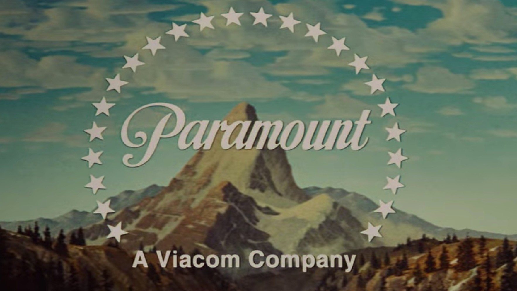 The old-school Paramount logo from Crystal Skull. (Screenshot: Lucasfilm)