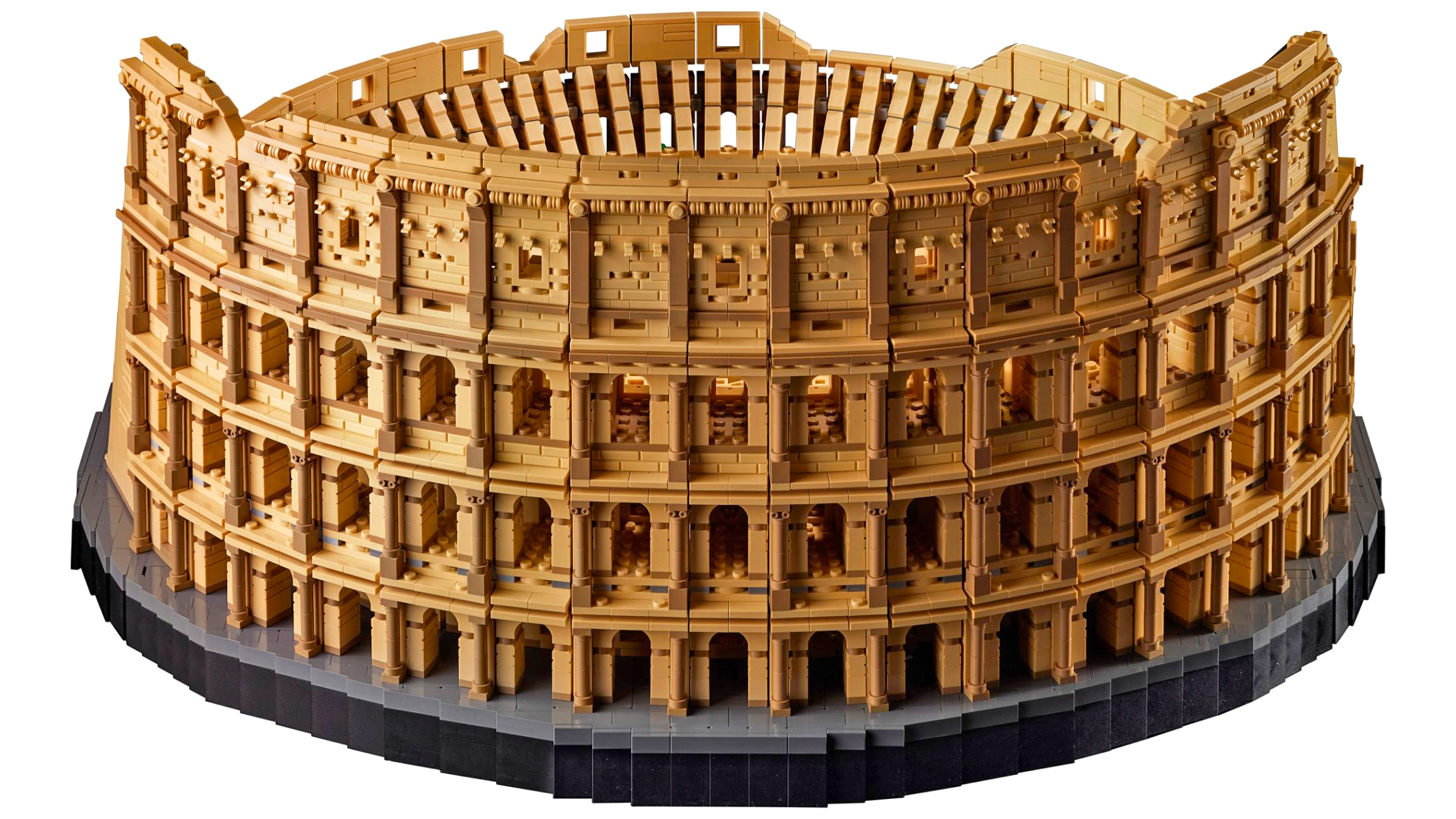 Users can display either the mostly complete northern wall of the Colosseum, or the southern side that's suffered more damage over the centuries. (Image: Lego)