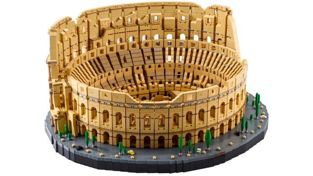 At 9,036-Pieces the Roman Colosseum Is Officially The Largest Lego Set Ever