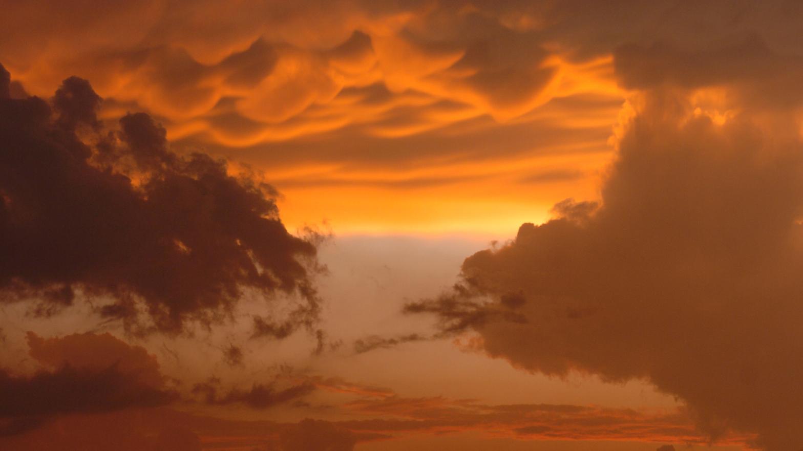 Mammatus clouds over Arkansas. (Photo: Times Record, Kaia Larsen, AP)