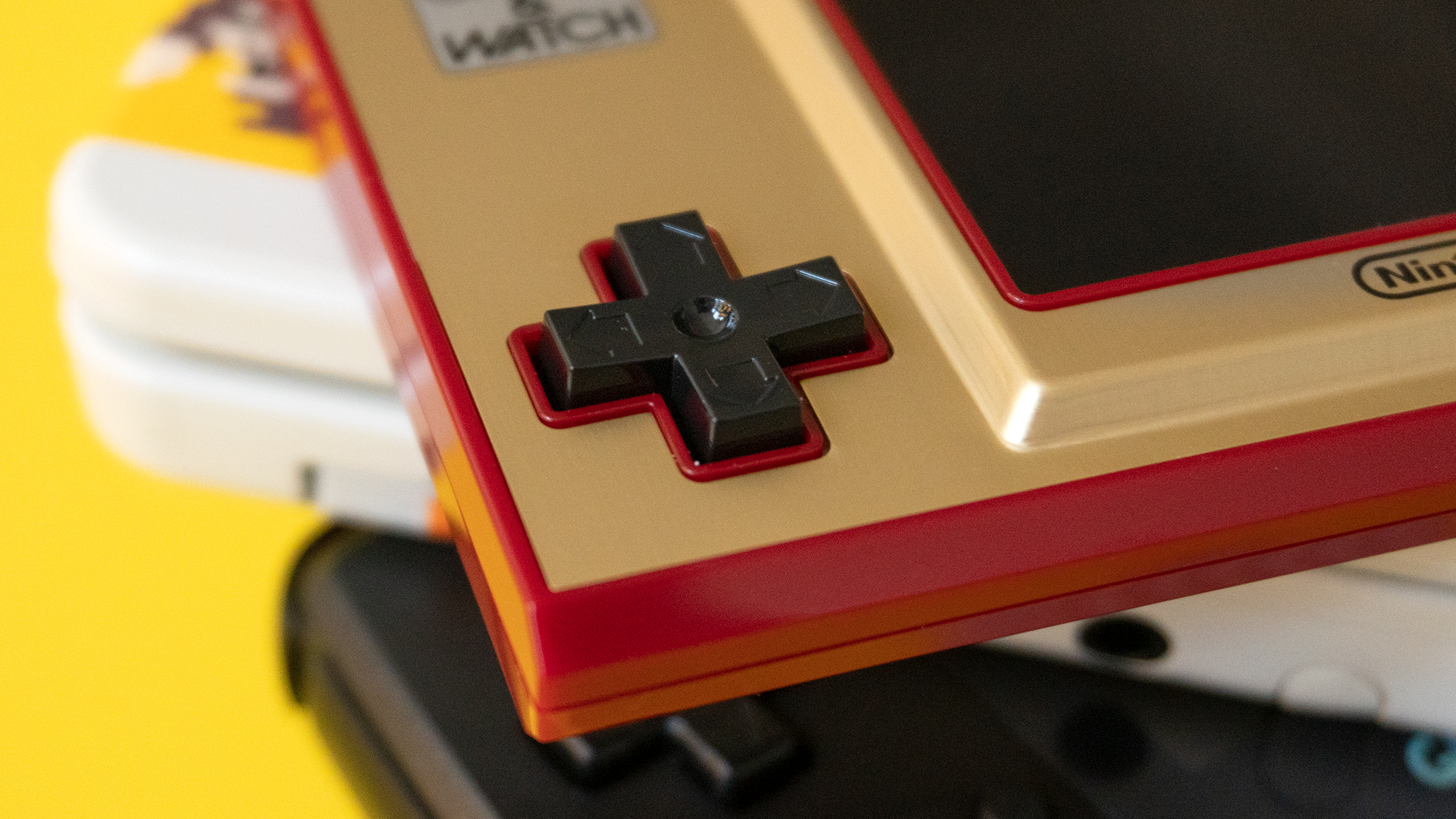 The Game & Watch's D-pad feels great, but would expect anything less from Nintendo? (Photo: Andrew Liszewski - Gizmodo)